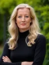 Helen Fields